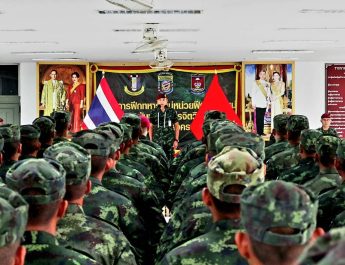 ลพบุรี หน่วยบัญชาการสงครามพิเศษปิดการฝึกทหารใหม่อย่างสมเกียรติ