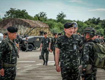 กาญจนบุรี – “สวัสดิการที่ดีที่สุดของทหาร คือการฝึก” … ผบ.พล.ร.9 ตรวจสภาพความพร้อมรบกองร้อยเตรียมพร้อม ทภ.1