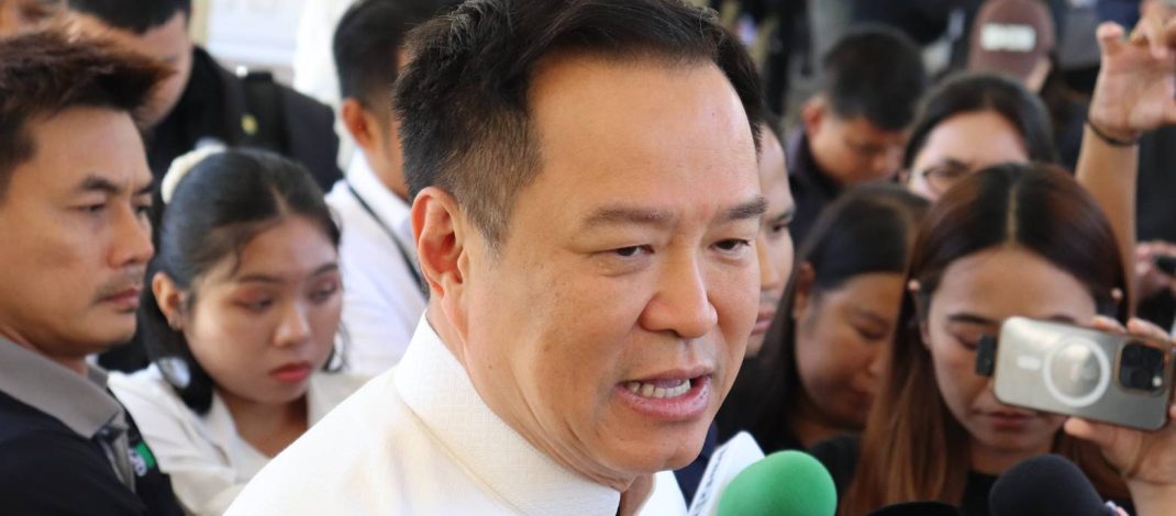 “อนุทิน” แถลงล้างบางอาชญากรข้ามชาติ ยึดทรัพย์เฉียด 2.6 หมื่นล้านใน 9 เดือน คดีออนไลน์ฮวบเกือบ 70% พร้อมเปิดปฏิบัติการ 3 เฟสทลายทุนนอมินีฮุบที่ดินใต้