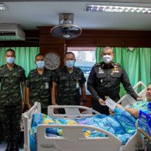 กาญจนบุรี – กำลังใจ! ผบ.ร.9 พร้อมคณะนายทหาร ”มอบความห่วงใย ให้กำลังใจ กำลังพลที่ได้รับบาดเจ็บ เพราะเราคือครอบครัวเดียวกัน “