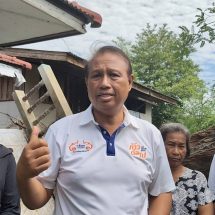 ปทุมธานี พายุฝนถล่มเมืองท่าโขลง ต้นไม้อายุร้อยปีทับบ้านรถ เสียหาย 23 หลังเจ็บ1รายถูกหลังคาบ้านอื่นปลิวทั้งแผงทับบ้านตัวเอง