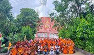 มุกดาหาร เด็กพิเศษวัย 11 ขวบ ขับรถกระบะชนขบวนพระธุดงค์ 34 รูป ลูกศิษย์ 5 คน เสียชีวิต 8 บาดเจ็บระนาว