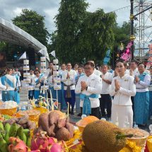 นางรำกว่าพันคนงานบุญซำฮะสักการะเจ้าพ่อกุดป่องบูชาพญานาคปู่ไหลคำมา