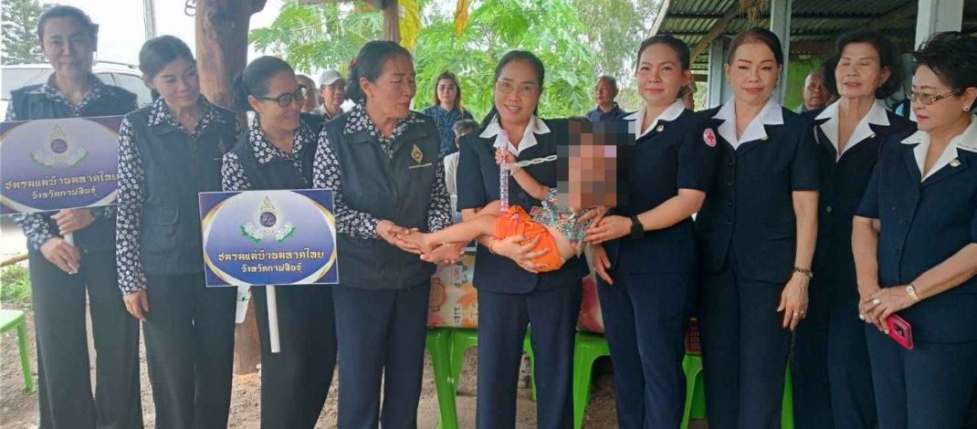 กาฬสินธุ์ไม่รอปาฏิหาริย์ อานิสงส์สายธารน้ำใจช่วยเหลือ 2 หนูน้อยป่วย -พิการยากไร้ ผลักดันเป็นคนไข้ในพระบรมราชานุเคราะห์