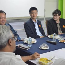 เขย่ากระบวนการยุติธรรม! เท้งผู้นำฝ่ายค้าน-โรม ”ลุยไฟใต้ จี้ถามปม ปืนของรัฐ-คนของรัฐ“ ลอบยิง สส.กมลศักดิ์ หลังอัยการสั่งไม่ฟ้อง น.ต.เดโช รันตพันธุ์ผู้ต้องหาสำคัญ