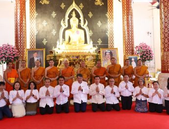 เทศบาลเมืองแพร่ ร่วมขบวนแห่เทียนพรรษา สืบสานประเพณีอันงดงาม เนื่องในวันเข้าพรรษา