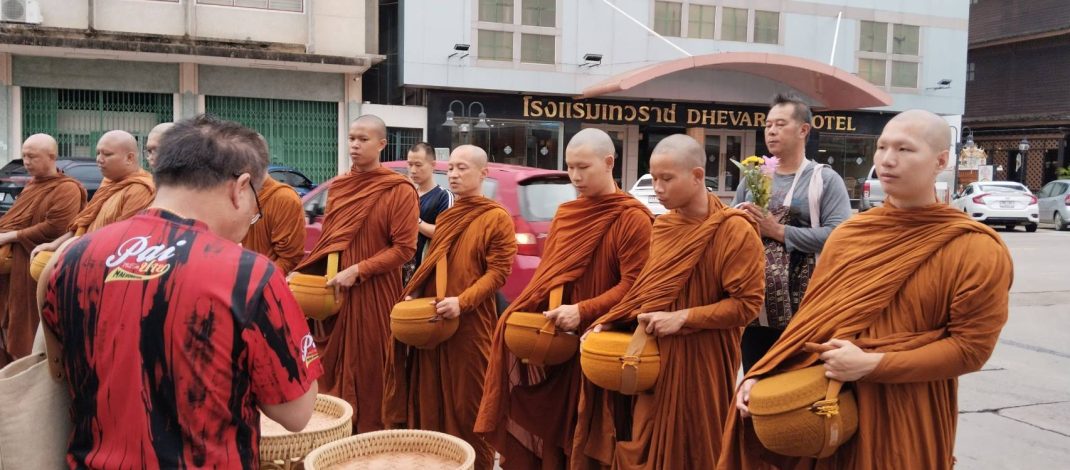 หยุดยาวเมืองน่านคึกคัก! นักท่องเที่ยวแห่ไหว้พระ-ชมธรรมชาติ รับวันเฉลิมพระชนมพรรษาฯ ต่อเนื่องอาสาฬหบูชา-เข้าพรรษา