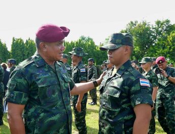 ลพบุรี หน่วยบัญชาการสงครามพิเศษเปิดบ้านทหารใหม่แสดงความยินดีในโอกาสผ่านการฝึก