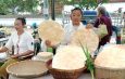 ข้าวเกรียบว่าวพอดีคำ ของดีเมืองทุ่งยั้ง อำเภอลับแล จังหวัดอุตรดิตถ์