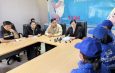 ปทุมธานี ผู้ปกครอง 11 เด็กนักเรียน ร้องปวีณาช่วย หลังถูก ผอ.โรงเรียน อนาจารจับหน้าอก นานหลายปี ขู่เด็กหากบอกใครจะไล่ออก