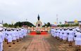 ลพบุรี องคมนตรีเป็นผู้แทนพระองค์วางพวงมาลาถวายราชสักการะพระบรมราชานุสาวรีย์สมเด็จพระนารายณ์มหาราช