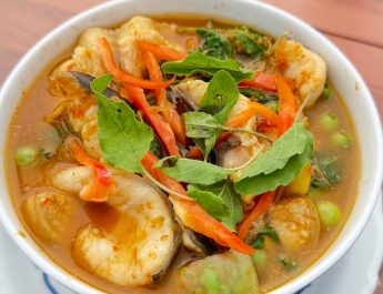 ททท. กาญจนบุรี ชวนเปิดประสบการณ์ “แกงป่ากะกาแฟ” ค้นพบเสน่ห์ไทยผ่านรสชาติที่แตกต่าง ภายใต้โครงการ “เสน่ห์ไทย Feel All The Feelings”