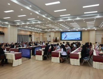 โรงพยาบาลมหาสารคาม ต้อนรับ “นพ.ภาคี ทรัพย์พิพัฒน์” ในโอกาสเข้าปฏิบัติหน้าที่รักษาการในตำแหน่ง ผู้อำนวยการโรงพยาบาลมหาสารคาม มุ่งยกระดับคุณภาพบริการและสร้างความเชื่อมั่นแก่ประชาชน