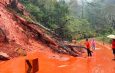 ด่วนดินสไลด์ปิดทางหลวง 1256 ปัว–บ่อเกลือ สั่งงดสัญจรชั่วคราว เร่งเคลียร์เส้นทาง