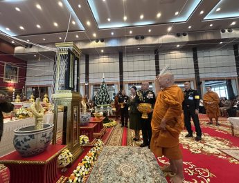 กองทัพภาคที่ 2 รำลึกวีรชนชายแดนไทย-กัมพูชา ครบ 1 ปี สดุดีทหารกล้า 46 นาย พร้อมพุทธาภิเษกเหรียญ “ยุทธบดินทร์-ศตวรรษ” สมทบกองทุนช่วยเหลือผู้เสียสละ