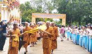 พังงา-ชาวพุทธตะกั่วทุ่งร่วมสืบสานประเพณีแห่ผ้าห่มพระพุทธไสยาสน์ วัดสุวรรณคูหา เนื่องในวันอาสาฬหบูชา