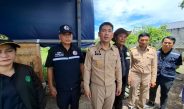 ปทุมธานี นอภ.นำทัพพาหลายหน่วยงานลงพื้นตรวจสอบหลังชาวเกษตรเดือดร้อนโรงงานปล่อยน้ำสนิมปนคราบน้ำมัน ทำไร่นาสวนพัง