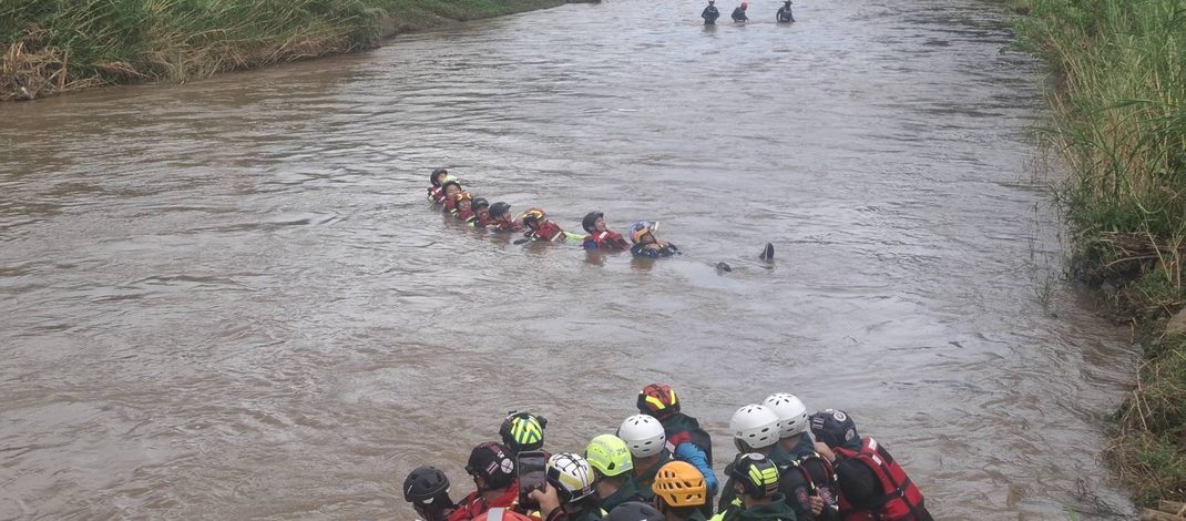 แม่สะเรียงและเทศบาลปายเตรียมพร้อมเผชิญเหตุภัยทางน้ำรับมือพายุฝนหนัก