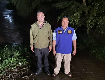 อำเภอมวกเหล็กลงพื้นที่ตรวจสอบน้ำป่าไหลหล่าฉับพลันในพื้นที่หลังฝนตกพร้อมประกาศเตือนเฝ้าระวังช่วงนี้
