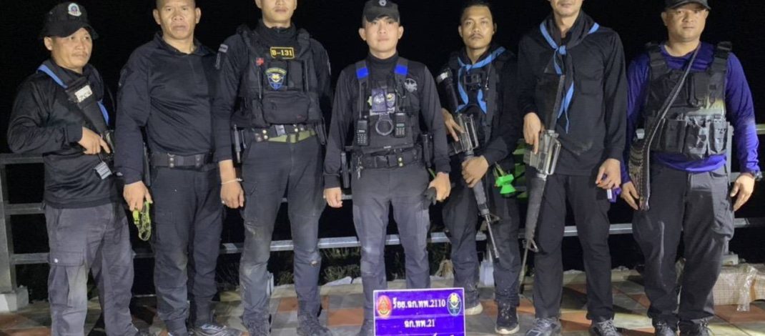 กองกำลังสุรศักดิ์มนตรี โดย ร้อย.ฉก.ทพ.2110 ฉก.ทพ.21 ร่วมกับสถานีเรือสังคม และหน่วยงานมั่นคงในพื้นที่ ยึดยาบ้า 100,000 เม็ด แฮปปีวอเตอร์ 19 ซอง หัวพอร์ตเค 6 แท่ง