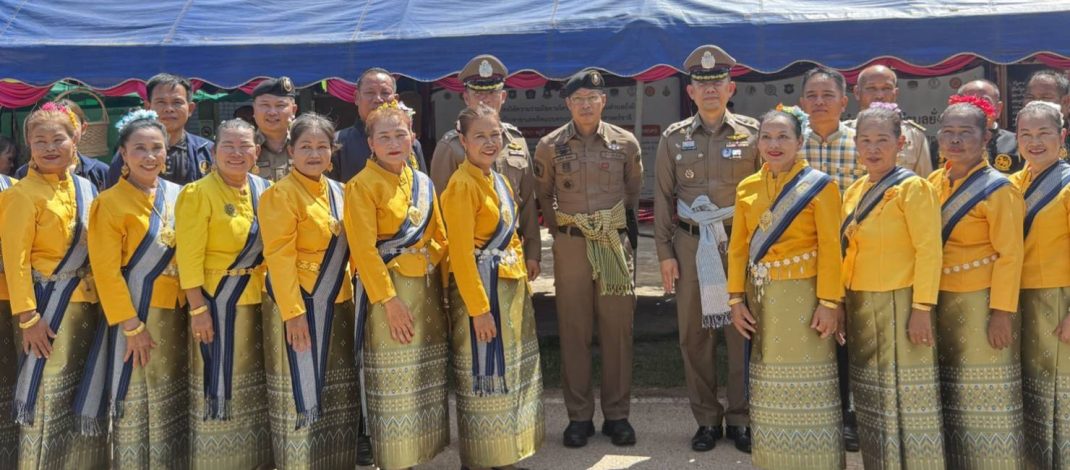 สกลนคร บ้านจำปาทองเจ๋เป็นตัวแทนจังหวัดเข้าประกวดระดับภาค