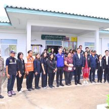 กาญจนบุรี : รมว.พม. พร้อมคณะ ลงพื้นที่ศูนย์พัฒนาเด็กเล็ก อบต.แก่งเสี้ยน จ.กาญจนบุรี ติดตามสถานการณ์จากกรณีรถชน พร้อมให้กำลังใจเด็ก ครู และผู้ได้รับผลกระทบ