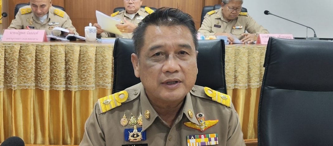 นายก อบต.คลองสาม ยืนยันศูนย์พักพิงสุนัขเปิดให้ประชาชนและสื่อมวลชนเข้าชมได้ เน้นความโปร่งใส พร้อมรับผู้สนใจขอรับสุนัขไปเลี้ยง