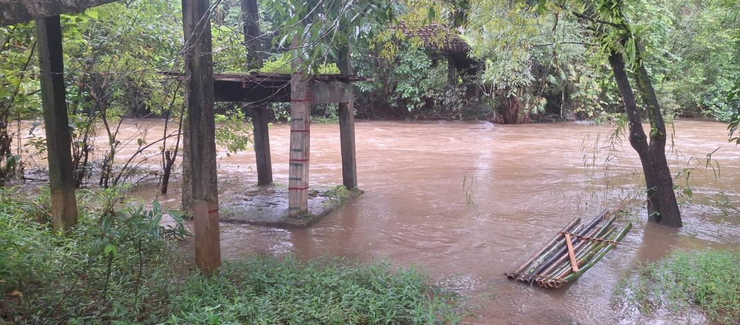 กาญจนบุรี : ฝนตกติดต่อเกิน 7 วัน สังขละบุรี เฝ้าระวังน้ำป่า-ดินโคลนถล่ม