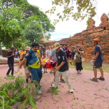 ระทึกกลางอุทยานประวัติศาสตร์ฯ ต้นไม้ขนาดใหญ่หักโค่นทับนักท่องเที่ยวชาวสเปน เจ็บ 4 ราย เจ้าหน้าที่เร่งช่วยเหลือผู้ว่าฯ อยุธยา สั่งดูแลนักท่องเที่ยวสเปนเหตุต้นไม้ล้มทับ เอ็กซเรย์ต้นไม้โบราณสถานยกเมือง