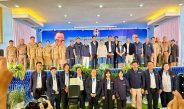 อำนาจเจริญ“รมต.สุขสมรวย” ลงพื้นที่อำเภอท่าม่วง จังหวัดกาญจนบุรี มอบนโยบายขับเคลื่อนกองทุนหมู่บ้านฯ พร้อมแจ้ง 3 ข่าวใหญ่ มุ่งฟื้นฟูเศรษฐกิจฐานราก และลดภาระค่าครองชีพประชาชน