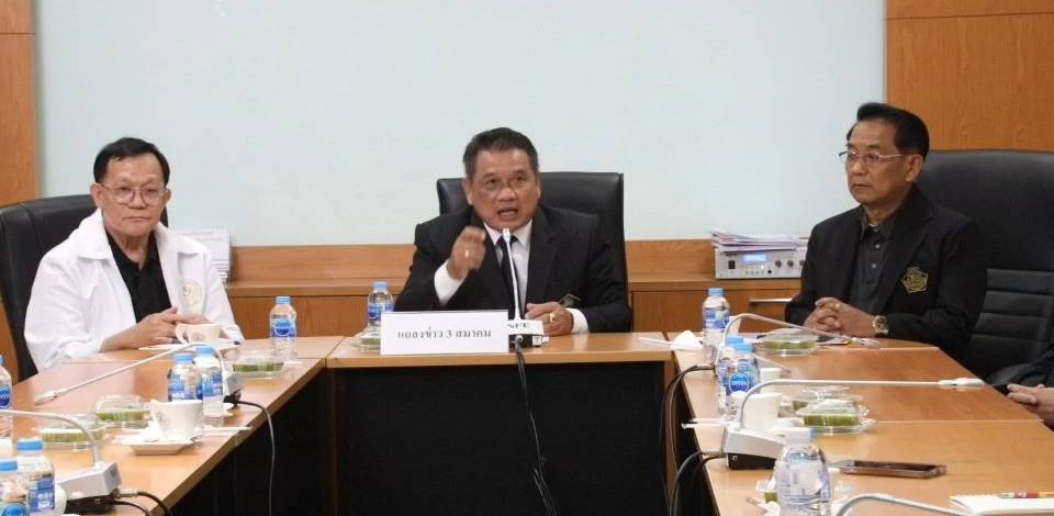 3 สมาคมองค์กรปกครองส่วนท้องถิ่น แถลงจุดยืนต่อมติ ก.กลาง เรื่องเพิกถอนบัญชีผู้ทุจริตสอบ เพื่อกำหนดทิศทางปฏิบัติงานทั่วประเทศ