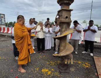 สร้างสะพานกลับรถจุดเสี่ยง “สนับทึบ กม.74” ลดอุบัติเหตุ แก้จุดตัดจราจร เพิ่มความปลอดภัยผู้ใช้ทาง