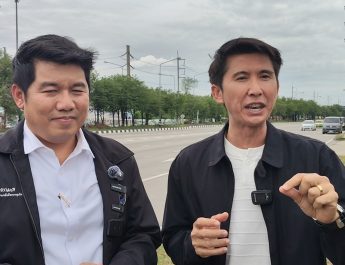 ปทุมธานี สจ.ตุ้ย หนุนเทศบาลรับดูแลไฟทางและเกาะกลางทางหลวง เพิ่มศักยภาพการทำงานรวดเร็ว ลดอาชญากรรม-อุบัติเหตุ