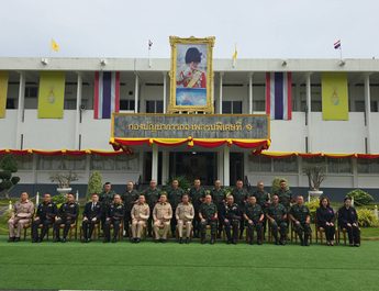 ลพบุรี รมต.กลาโหมเยี่ยมให้กำลังใจทหารรบพิเศษบาดเจ็บ 12 นายจากการปะทะชายแดน