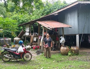 ปราจีนบุรี 5 ครัวเรือนร้องขอไม่มีไฟฟ้าใช้