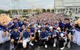 ปทุมธานี นักเต้นเพื่อสุขภาพกว่า 4,000 คนร่วมเต้นแอโรบิกกำลังสนุกฝนถล่มนักเต้นวิ่งหนีเหมือนผึ้งแตกรัง