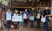 กาญจนบุรี : น้ำป่าท่วม อ.ทองผาภูมิ … ทหาร ร.29 ทุ่มสรรพกำลังช่วยเหลือประชาชน จัดกำลังพลเฝ้าระวังพื้นที่เสี่ยง เตรียมความพร้อมรับมืออย่างใกล้ชิด