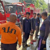 ปทุมธานี ดับเพลิงยังฉีดคลุมเพลิงไหม้โรงงานจัดอิเว้นเสียหายกว่า20ล้าน