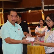 ลพบุรี เทศบาลเมืองลพบุรีมอบแว่นสายตาคุณภาพมีมาตรฐานให้ประชาชน