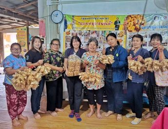 หน่วยพัฒนาการเคลื่อนที่ 31 ติดตามการจัดทำบัญชีครัวเรือนกลุ่มแคบหมูบ้านนาผา มุ่งส่งเสริมอาชีพ สร้างรายได้ และยกระดับคุณภาพชีวิตประชาชน