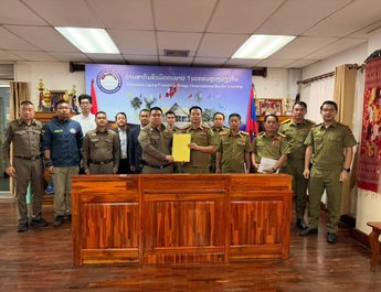 ลาวส่งกลับ 129 คนไทย หลังปราบเครือข่ายเว็บพนันและสแกมเมอร์ในนครหลวงเวียงจันทน์
