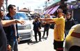 กาญจนบุรี ระทึก! หญิงวัย 50 เสียชีวิตในห้องเช่ากลางตลาด ตำรวจรวบชายวัย 47 เร่งสอบปมเหตุ