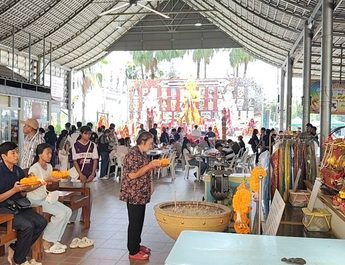 ปทุทธานี สาวเร่งแก้บนท้าวเวสฯหลังได้รับงานอินทีเรียกว่า 2 ล้านบาท หนุ่มนนท์รับโชค 4 ครั้งติด