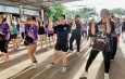นครนายก – นายอำเภอพาเต้นแอโรบิก ขยับกาย เสริมสุขภาพ สร้างความสุขให้ชุมชน
