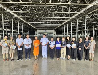 อำเภอคลองหลวง บูรณาการเทศบาลเมืองท่าโขลง–วัดพระธรรมกาย เตรียมความพร้อมพื้นที่จัดพิธีถวายดอกไม้จันทน์ สมเด็จพระบรมราชชนนีพันปีหลวง อย่างสมพระเกียรติสูงสุด