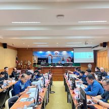 เทศบาลเมืองแพร่ ร่วมประชุมเตรียมความพร้อมการจัดพิธีถวายดอกไม้จันทน์ฯ จังหวัดแพร่