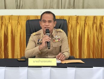 นายอำเภอเบตง กำชับ กำนัน ผู้ใหญ่บ้านและเจ้าหน้าที่ เร่งสำรวจการเปลี่ยนมือที่ดิน ตามข้อสั่งการกระทรวงมหาดไทย ป้องกันการใช้นอมินีถือครองแทนคนต่างด้าว