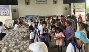 ปทุมธานี เปิด”ครัว สจ.นิกสู้ภัยน้ำท่วม“ชาวบ้านกว่า 1,000 คนแห่ต่อคิวรอรับข้าวกล่องแจก5วันจนถึงวันที่7ตุลาคมนี้