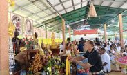 พุทธสานิกชนรวมพลังบุญร่วมถวายเทียนผ้าป่าภัตตาหารเพลในเทศกาลเข้าพรรษาประจำปี 2569 ณสำนักสงฆ์พุทธเมตตาตำบลมะค่าอำเภอกันทรวิชัยจังหวัดมหาสารคาม