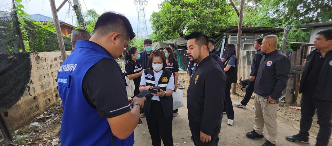 ชาวบ้านร้อง “แอ๊ว อยุธยา” ประสานศูนย์ดำรงธรรม-พม. เข้าช่วยหญิงสูงวัย 71 ปี หลังพบมีสภาพความเป็นอยู่ลำบาก